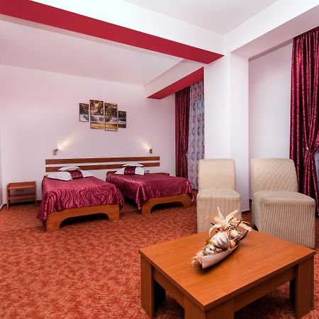 Hotel Alexis Cluj-Napoca Esterno foto