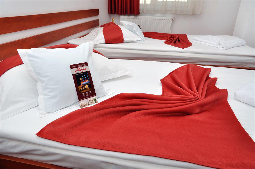 Hotel Alexis Cluj-Napoca Esterno foto
