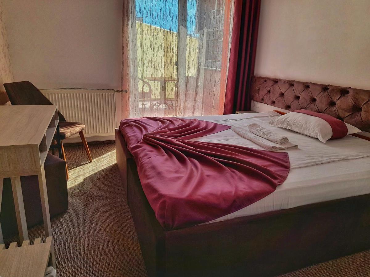 Hotel Alexis Cluj-Napoca Esterno foto