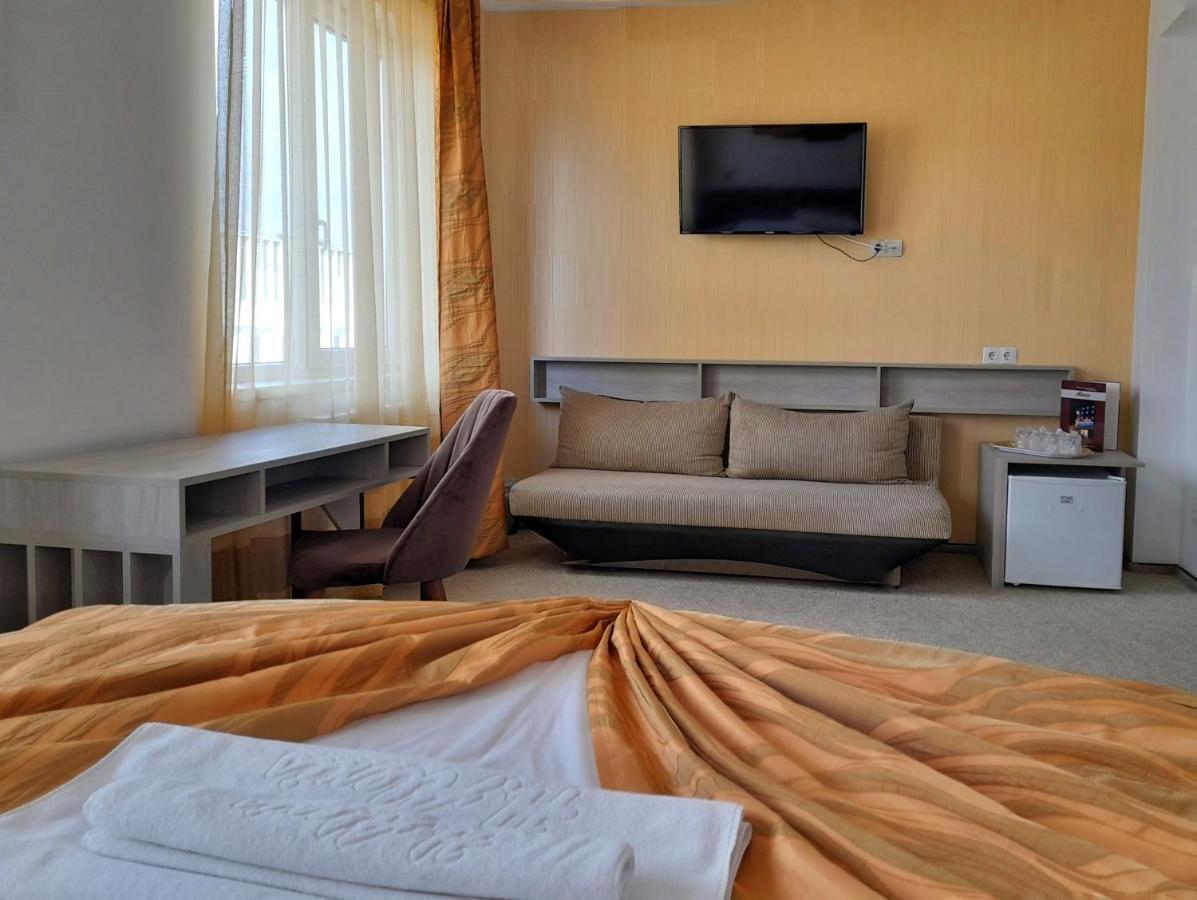 Hotel Alexis Cluj-Napoca Esterno foto