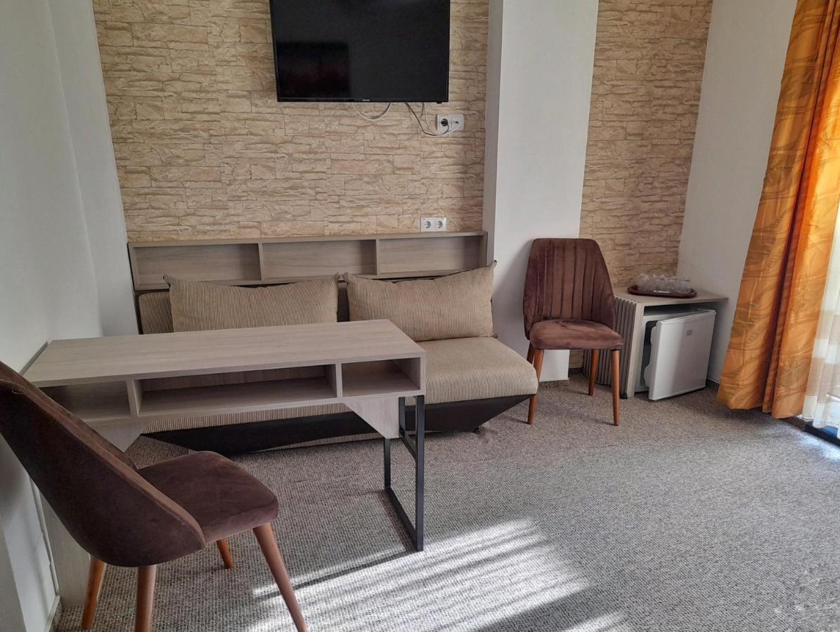 Hotel Alexis Cluj-Napoca Esterno foto